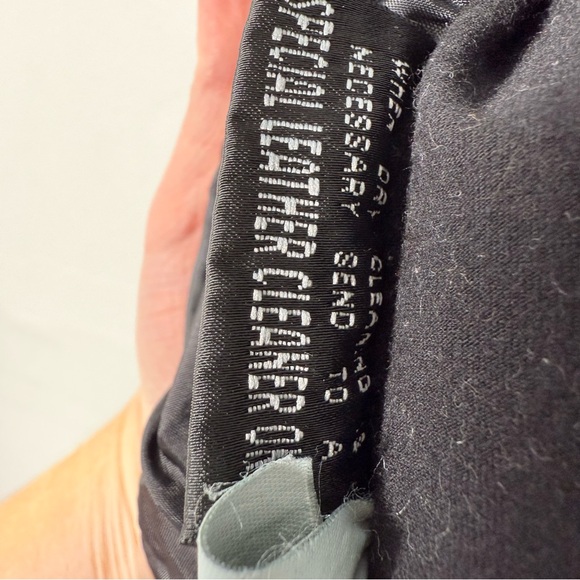 Wilson’s Leather Maxima Black Stretch Back V Neck Sleeveless Vest Top Small Y2K - Picture 9 of 10